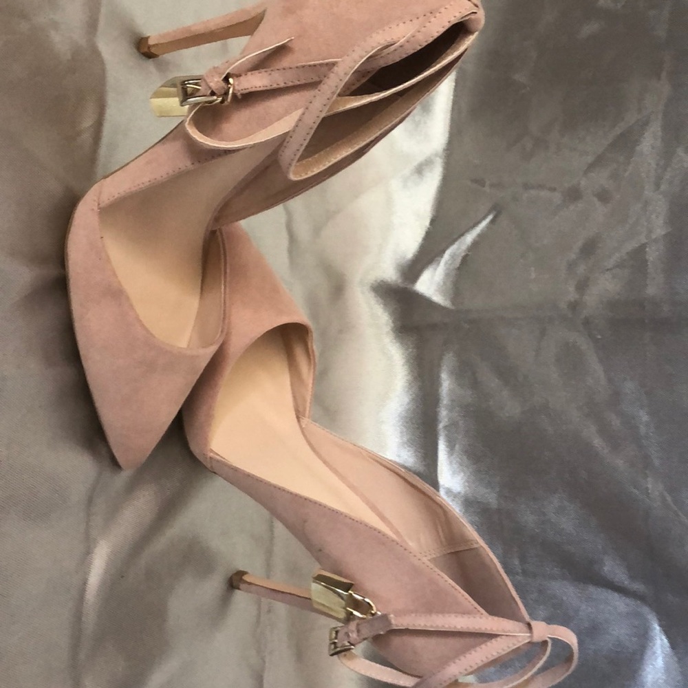 Shoes - Picture 3 of 3